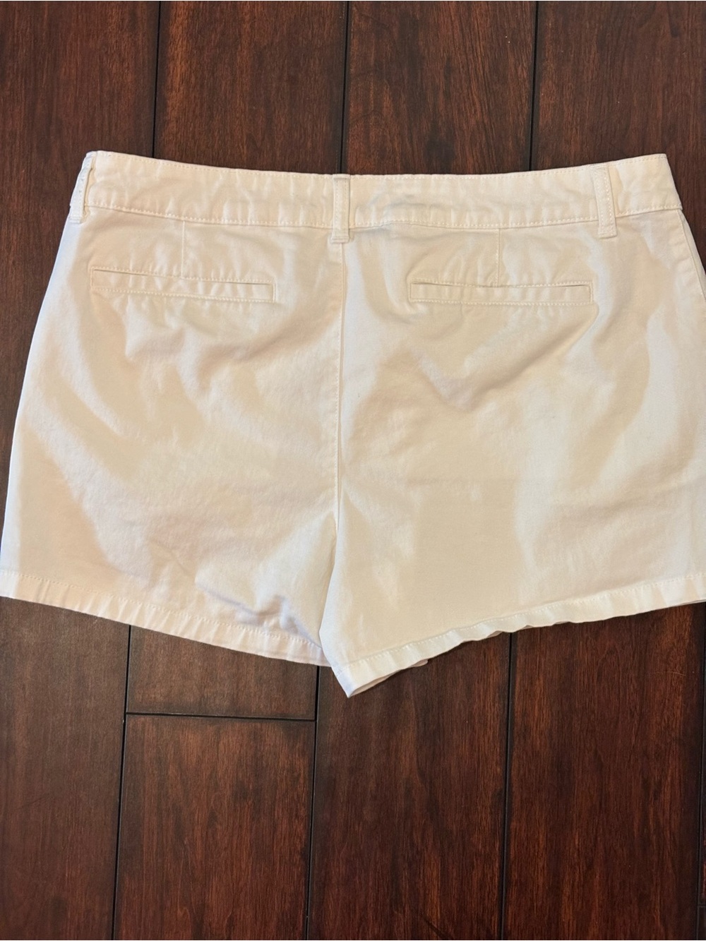 a.n.a A New Approach White Twill Shorts - Women’s Size 12 - Picture 5 of 15